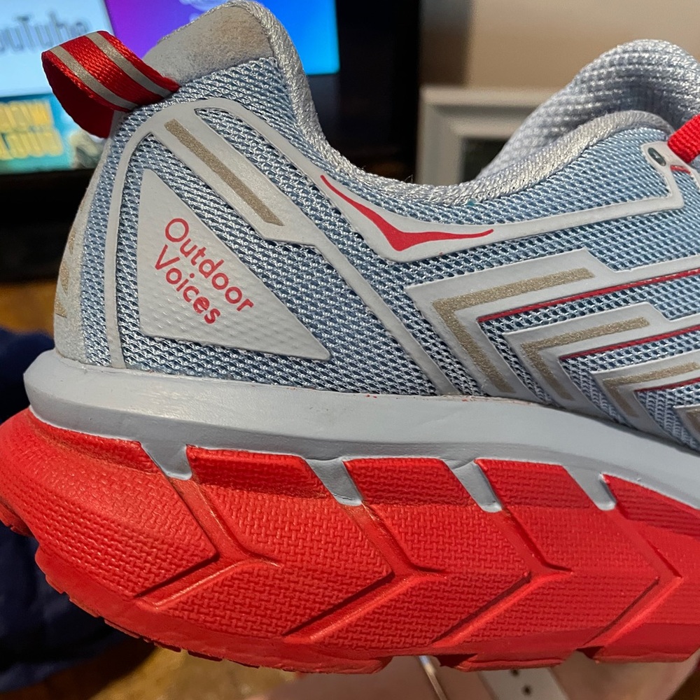 Hoka OV Clifton 4 running sneakers